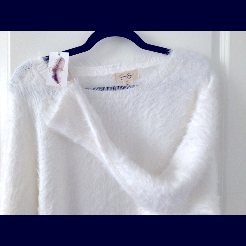 Cropped cream sweater